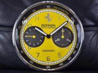 Panerai Wanduhr Scuderia von Panerai Collection gelbes Zifferblatt Panerai Wanduhr Scuderia von Panerai Collection gelbes Zifferblatt